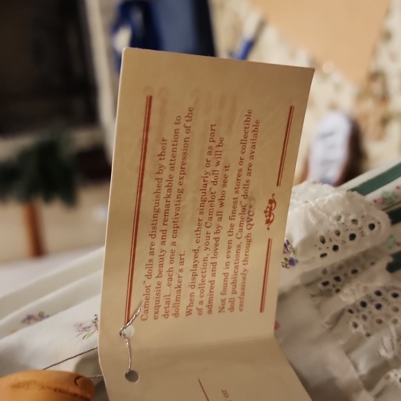 Dolls - Picture 4 of 8